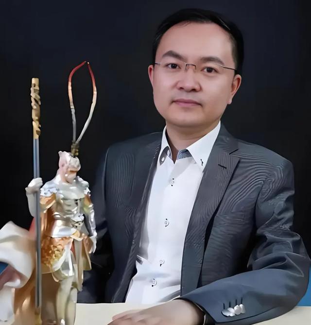 舌头已萎缩用眼控仪打字与儿子亲密互动爱游戏app入口蔡磊现状令人泪目嘴唇(图8)